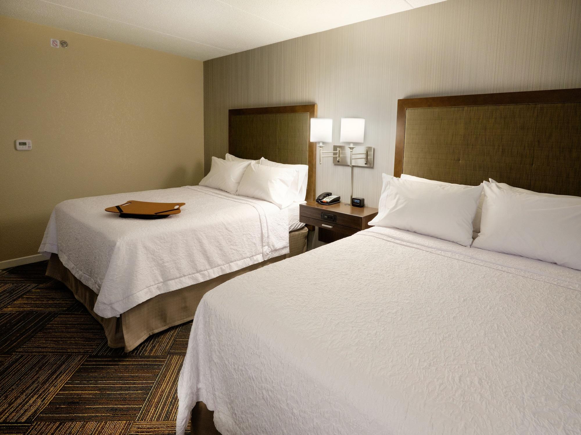 Hampton Inn Green Bay Downtown Extérieur photo
