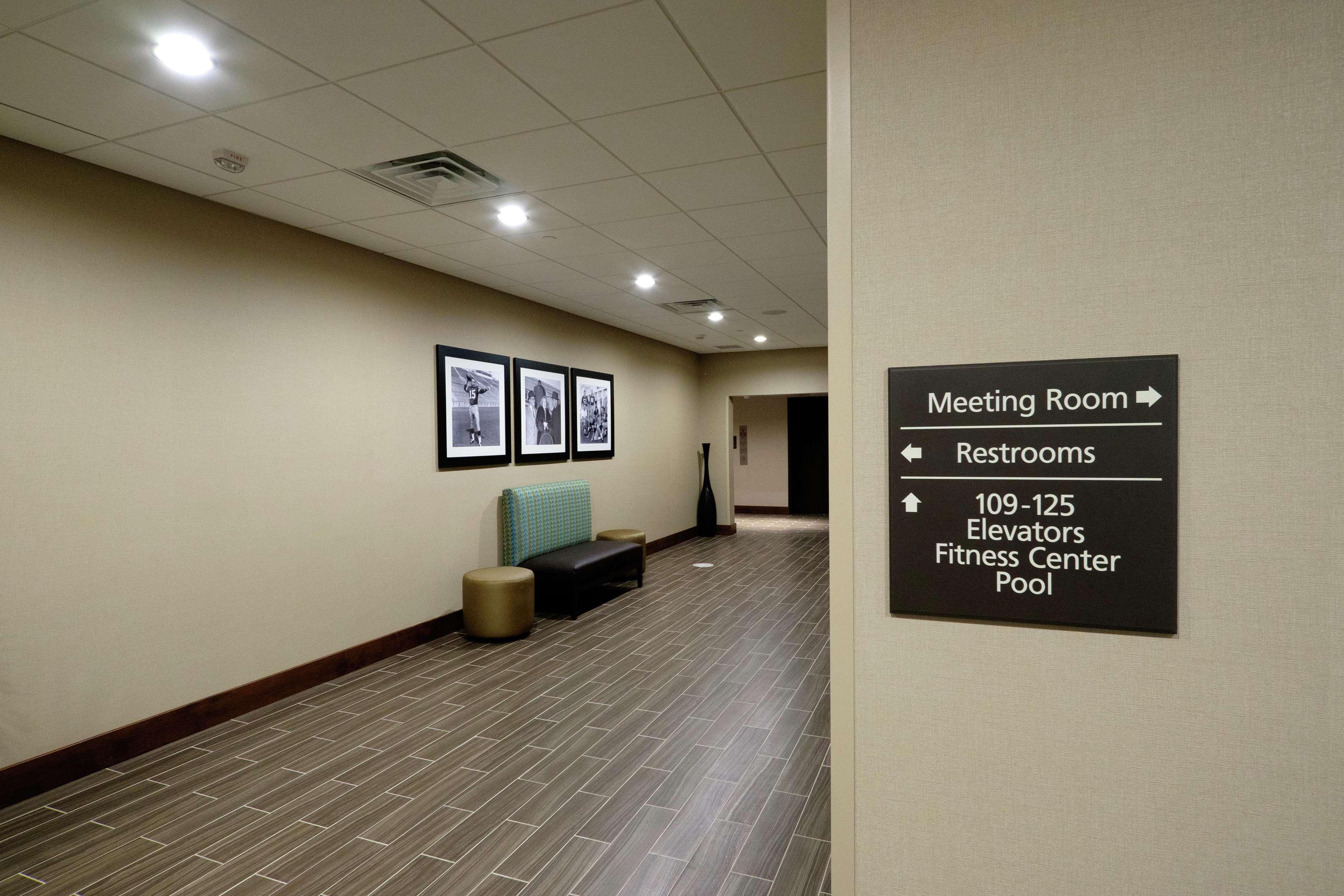 Hampton Inn Green Bay Downtown Extérieur photo