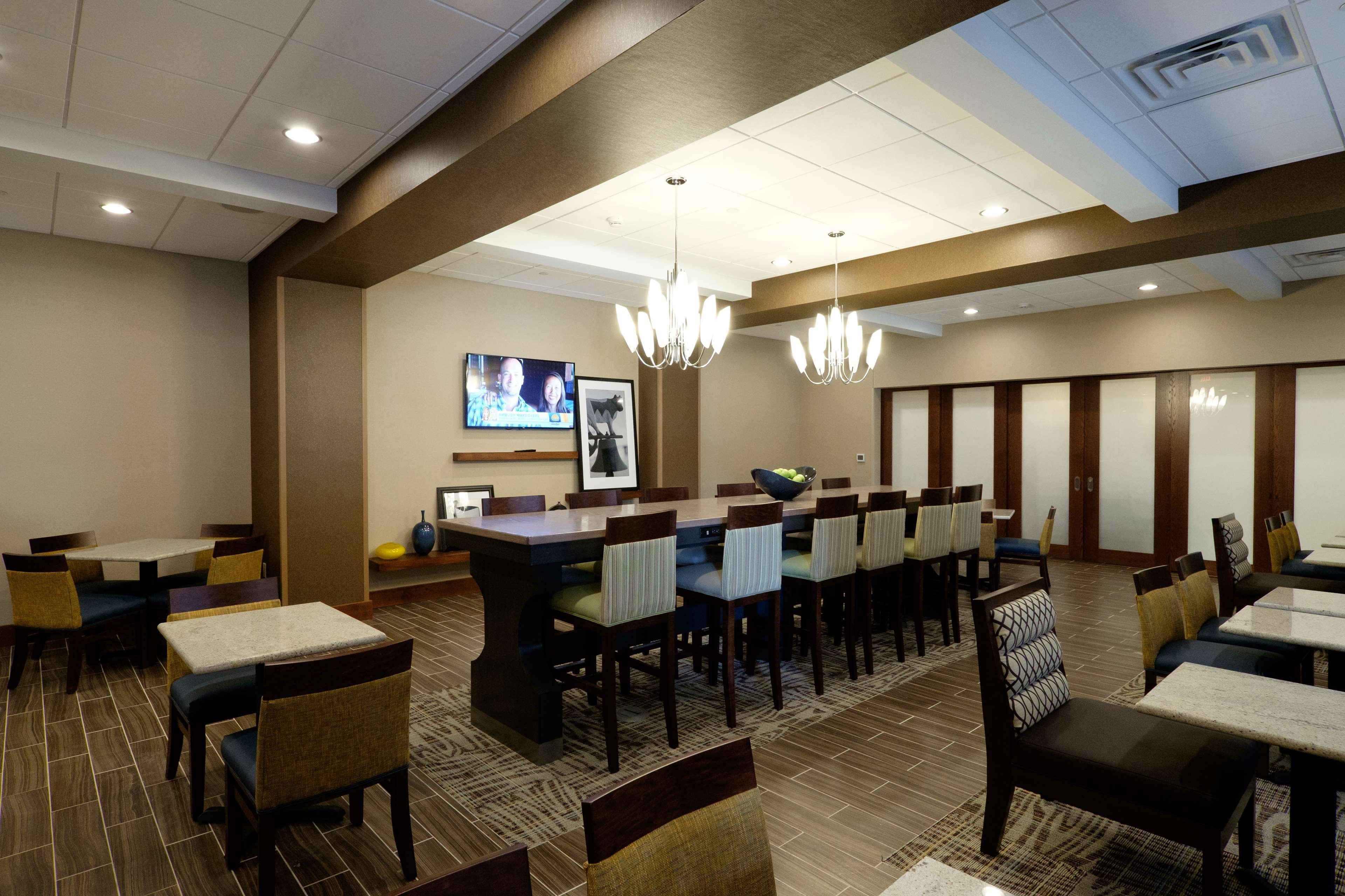 Hampton Inn Green Bay Downtown Extérieur photo