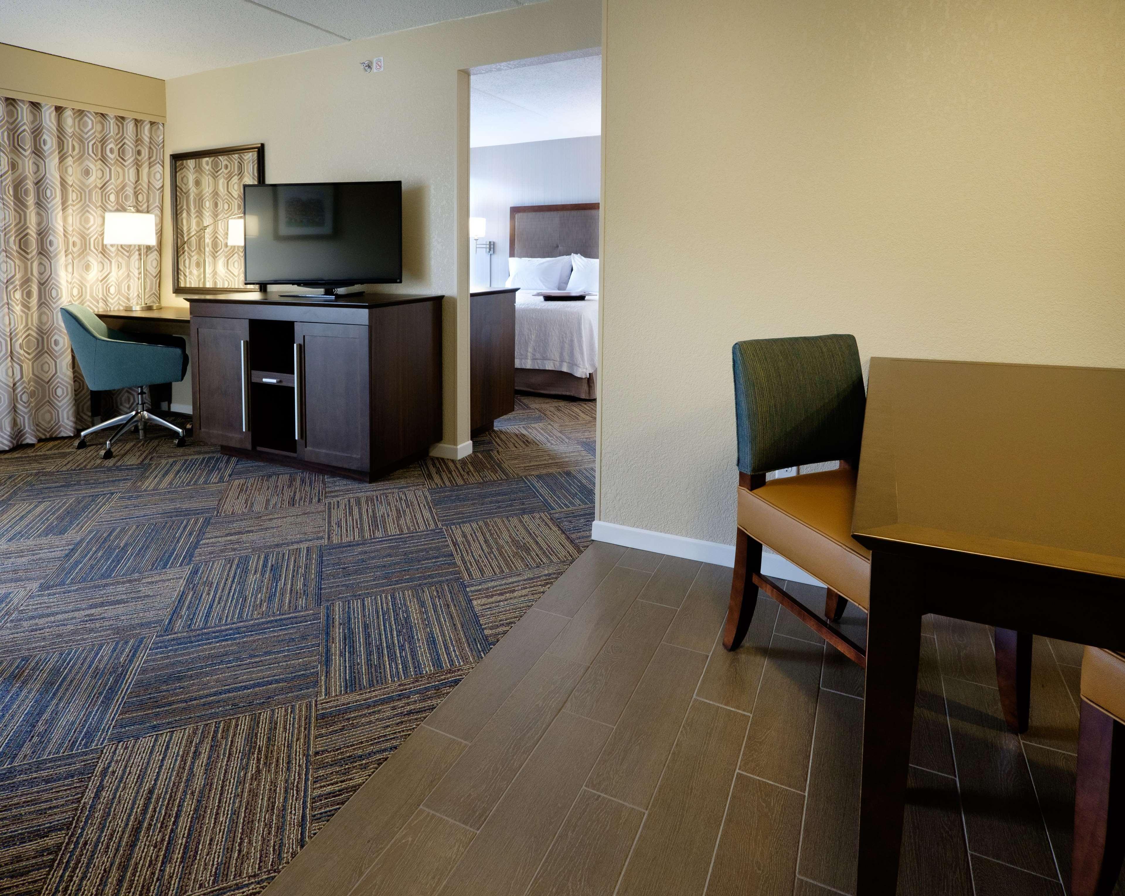 Hampton Inn Green Bay Downtown Extérieur photo