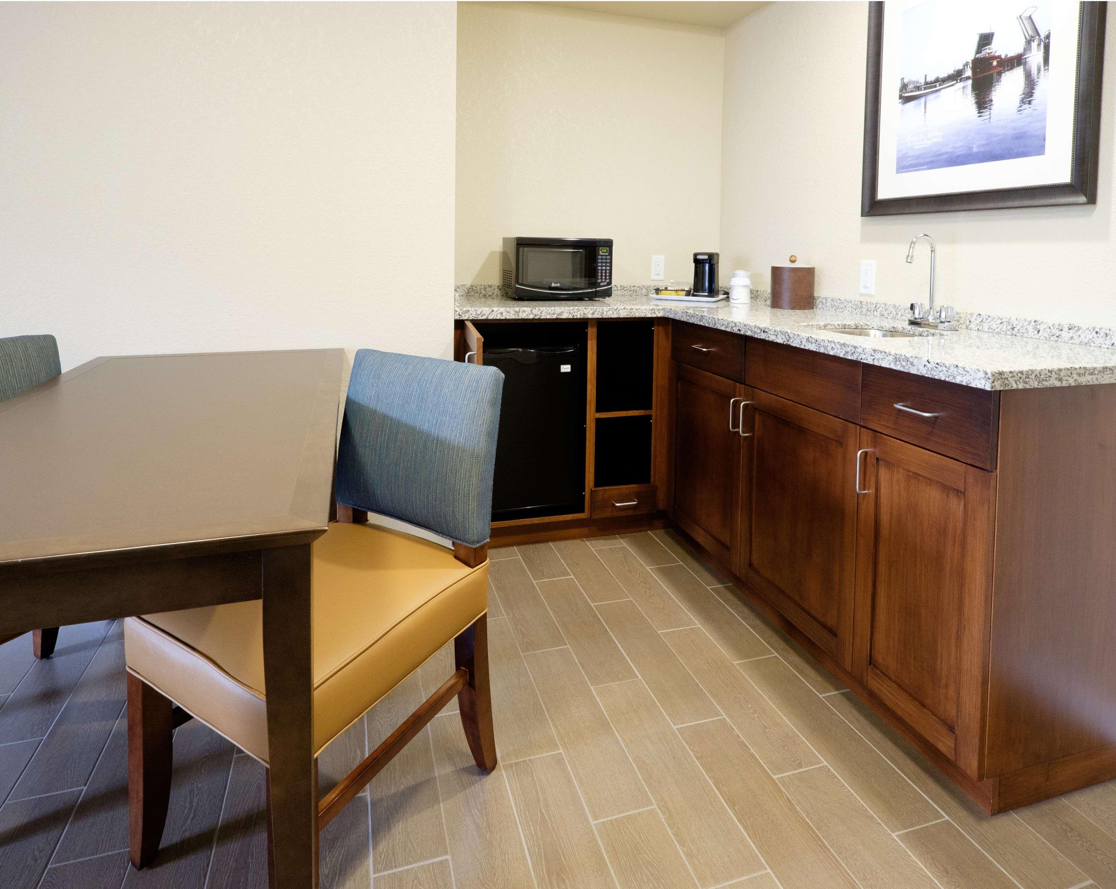 Hampton Inn Green Bay Downtown Extérieur photo