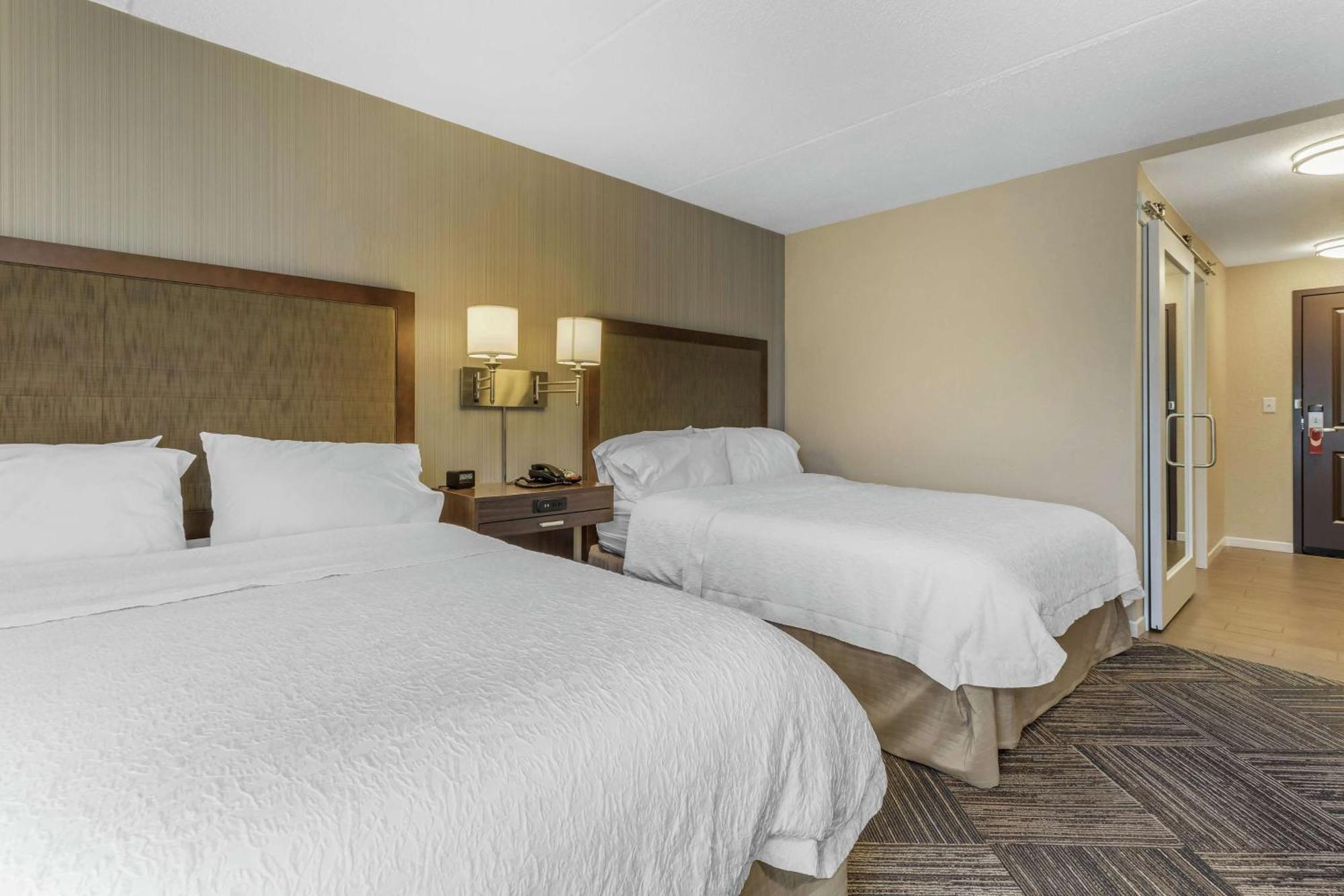 Hampton Inn Green Bay Downtown Extérieur photo