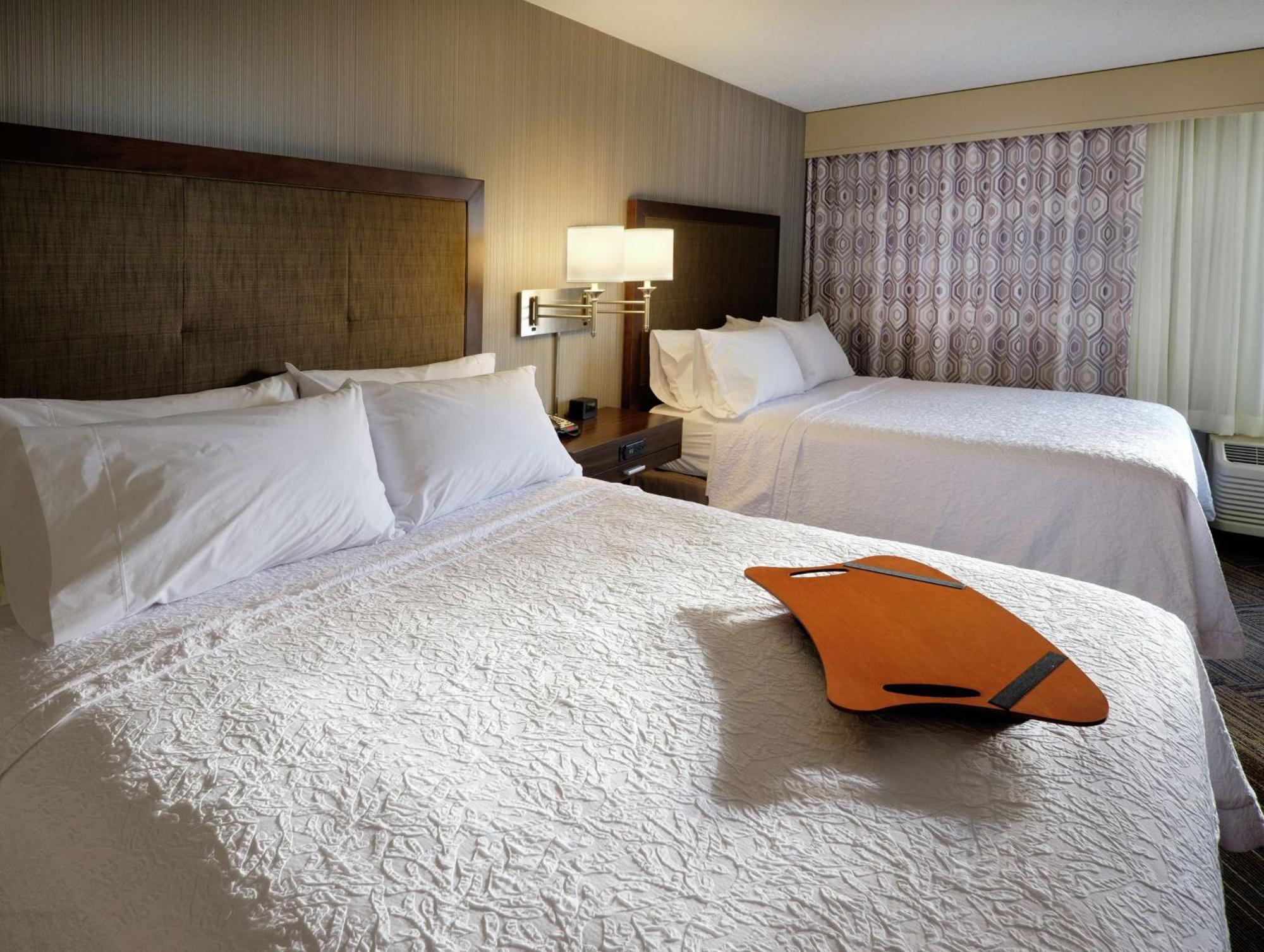 Hampton Inn Green Bay Downtown Extérieur photo